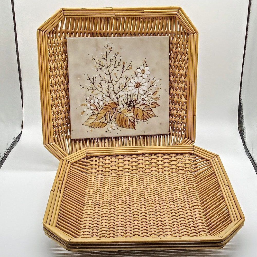 Set of 2 Square Woven Trays - 1 with Center Tile